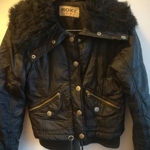 Black Roxy winter bomber jackewith faux fur collar